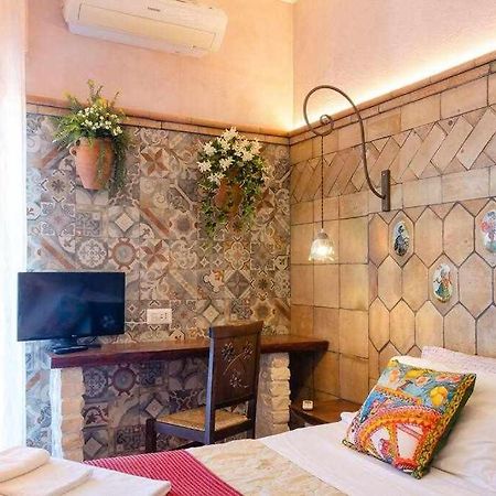Casa Della Giara Parcheggio Supermercato A 200M Giarre Εξωτερικό φωτογραφία