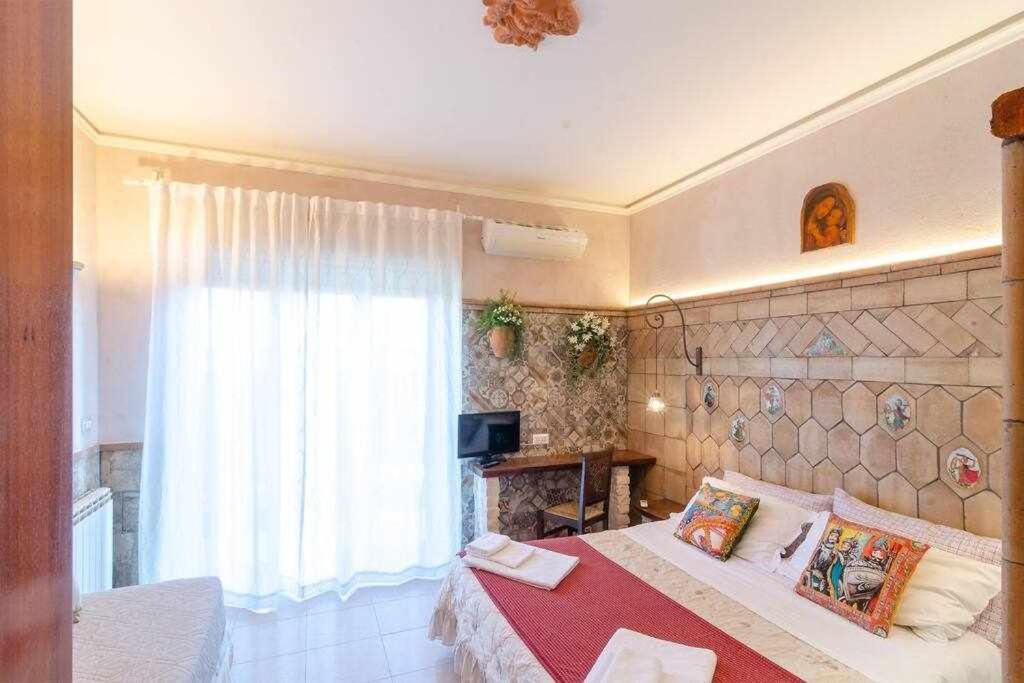 Casa Della Giara Parcheggio Supermercato A 200M Giarre Εξωτερικό φωτογραφία
