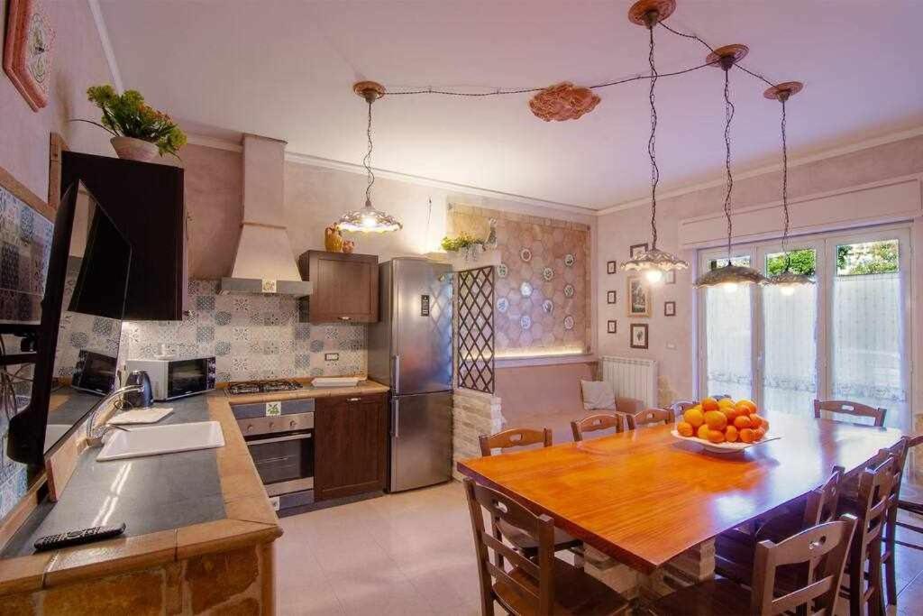 Casa Della Giara Parcheggio Supermercato A 200M Giarre Εξωτερικό φωτογραφία